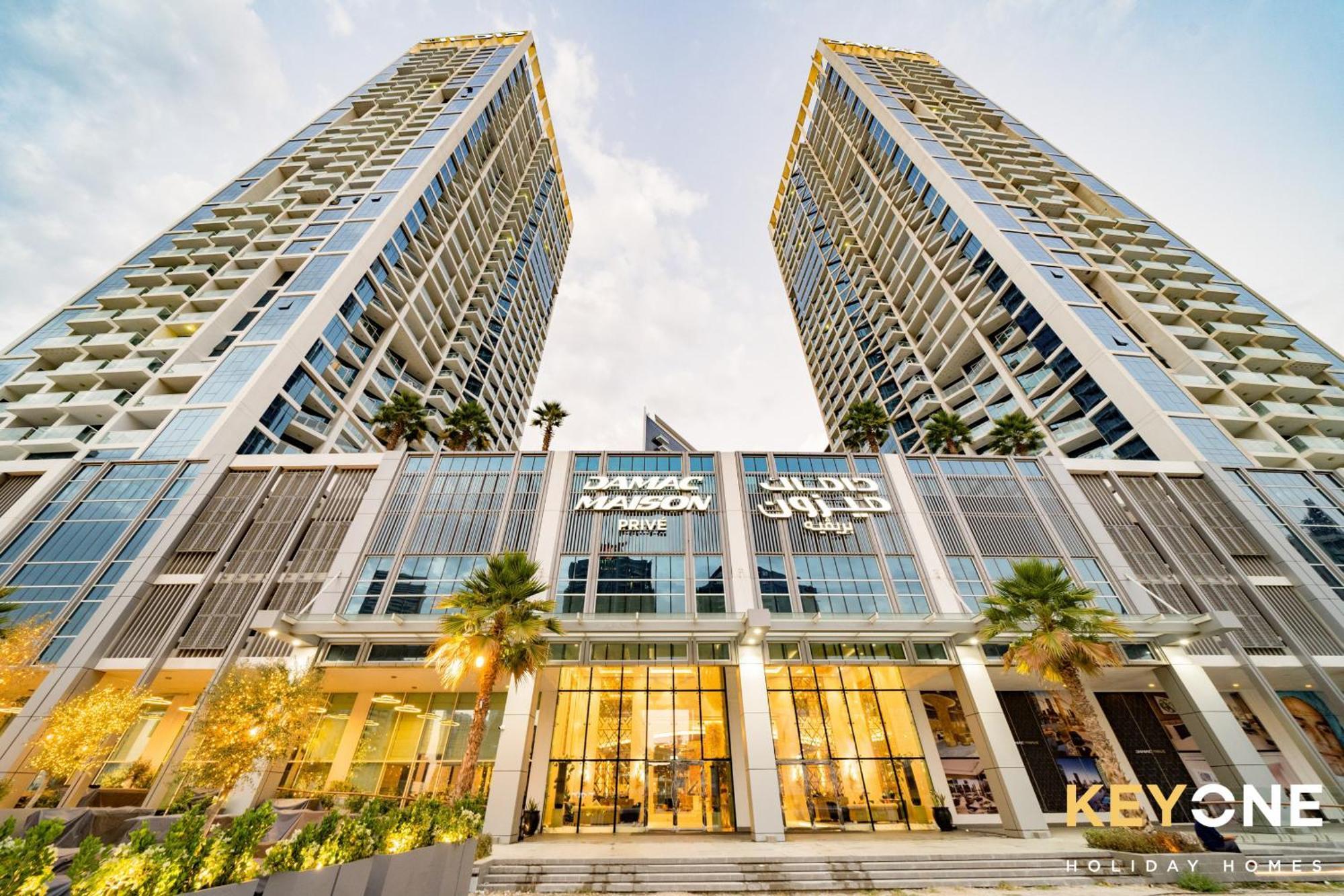Sleek Studio In Prive With Stunning Canal View دبي المظهر الخارجي الصورة