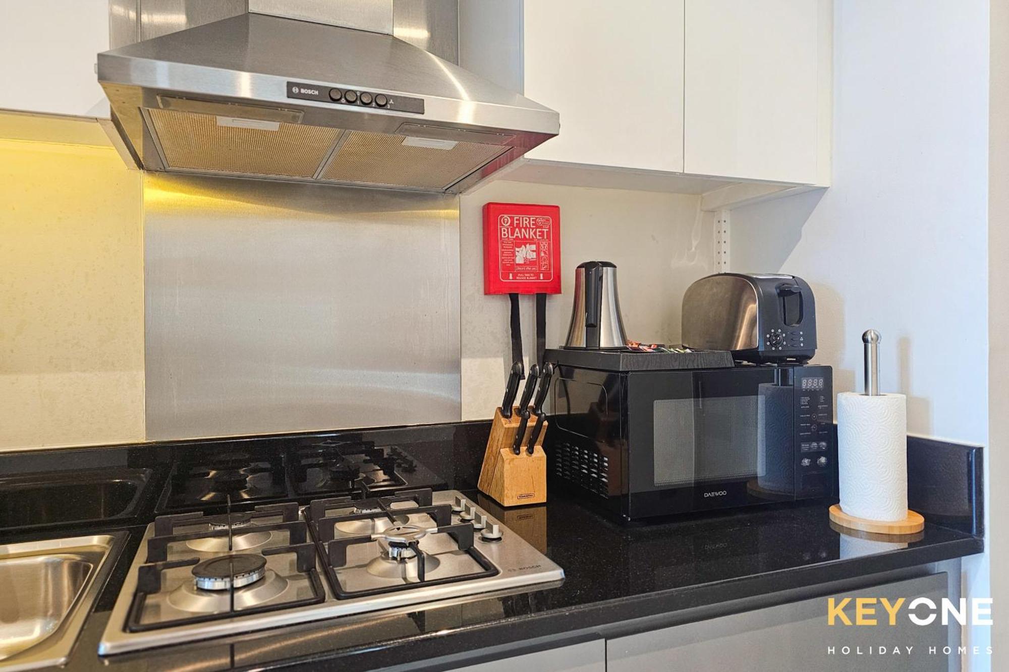 Sleek Studio In Prive With Stunning Canal View دبي المظهر الخارجي الصورة