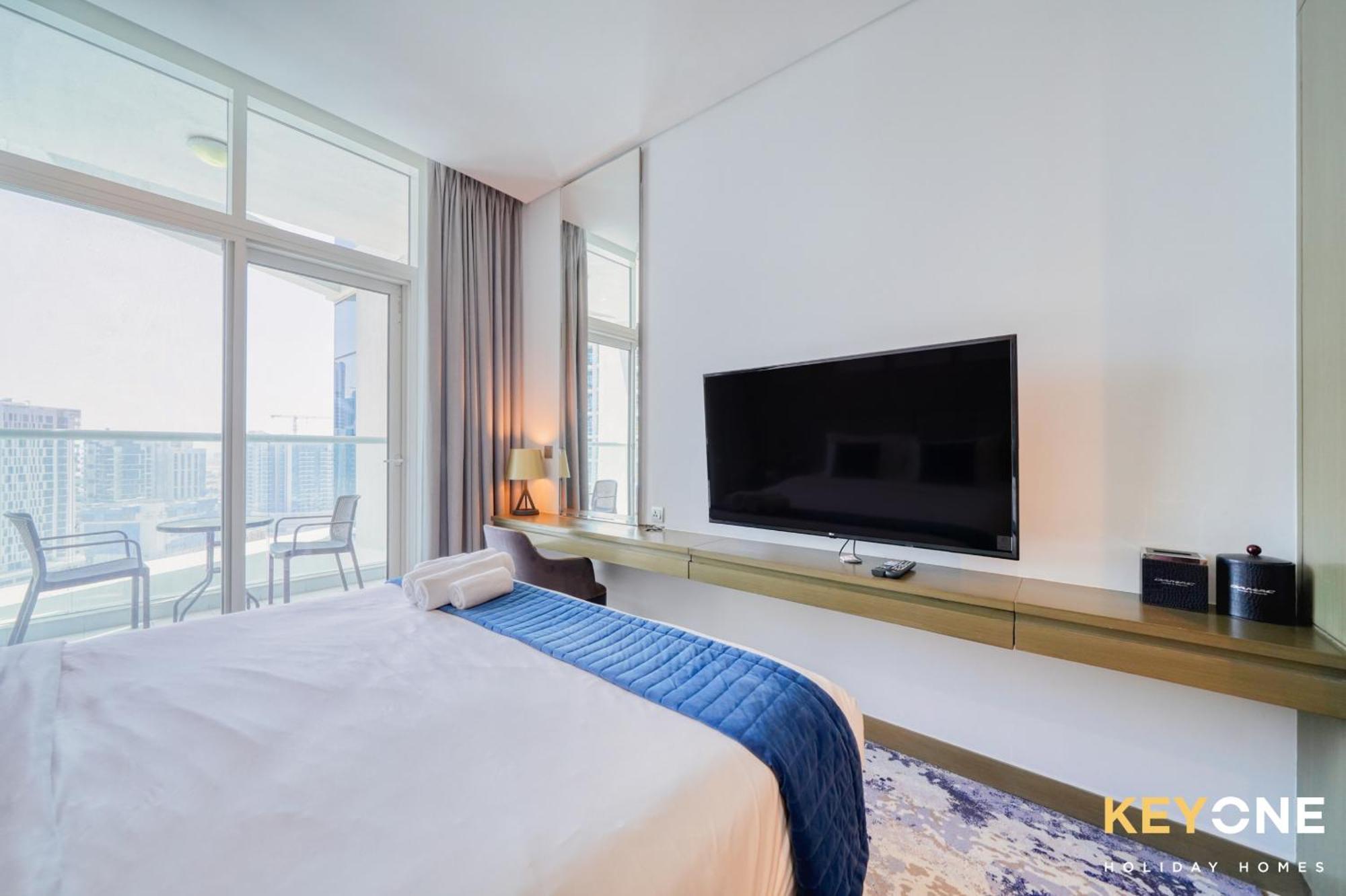 Sleek Studio In Prive With Stunning Canal View دبي المظهر الخارجي الصورة